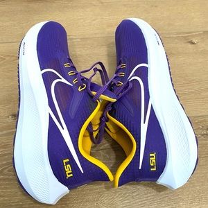 Nike Men’s Air Zoom Pegasus 39 Running Shoe LSU Purple Yellow Size 12 Like New!